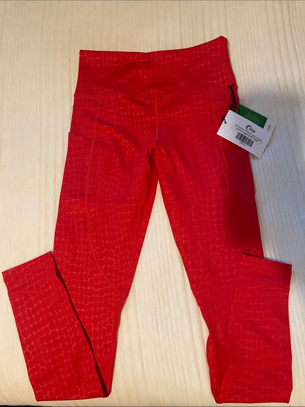 Red High-Waist Leggings with Textured Print